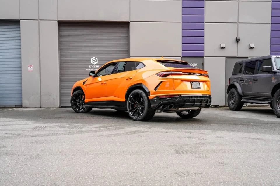 2022 Lamborghini Urus - Image 2 of 19