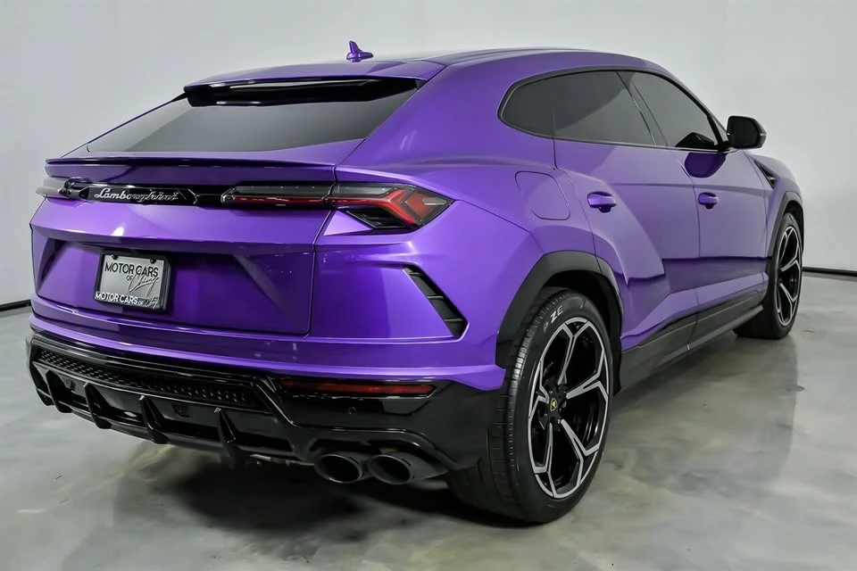 2022 Lamborghini Urus - Image 12 of 19