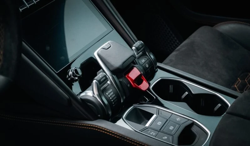 2022 Lamborghini Urus - Image 9 of 15