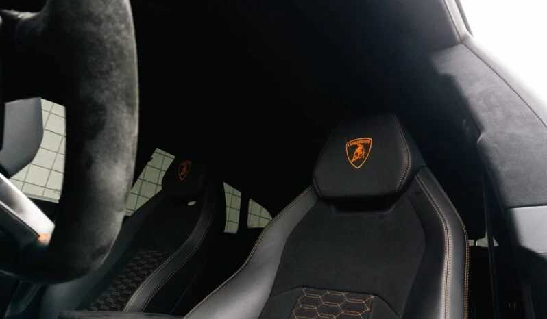 2022 Lamborghini Urus - Image 11 of 15