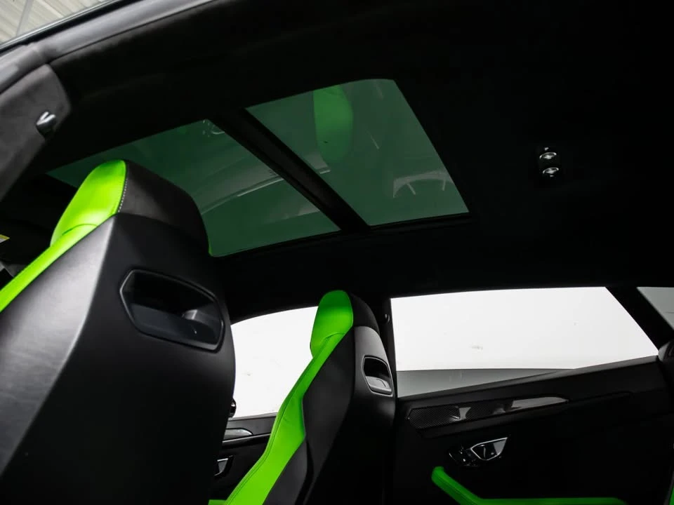 2022 Lamborghini Urus - Image 10 of 15