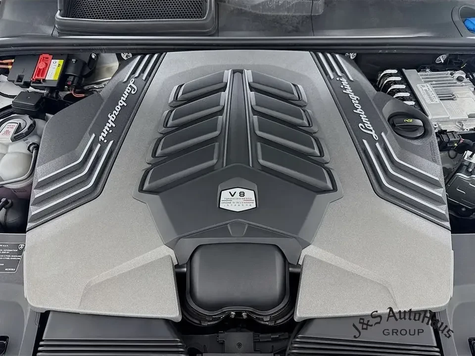 2022 Lamborghini Urus - Image 17 of 17