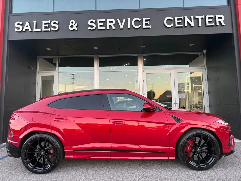 2022 Lamborghini Urus - Image 7 of 12
