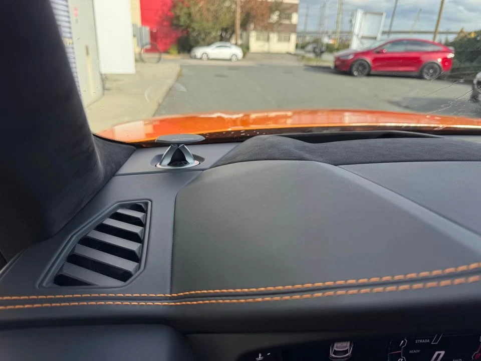 2022 Lamborghini Urus - Image 4 of 17