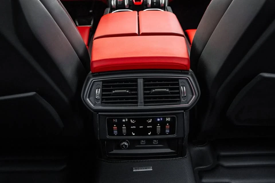 2022 Lamborghini Urus - Image 15 of 15