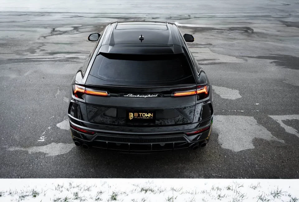 2022 Lamborghini Urus - Image 7 of 20