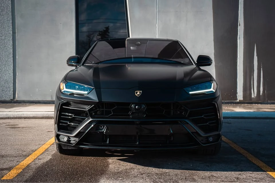 2022 Lamborghini Urus - Image 2 of 9
