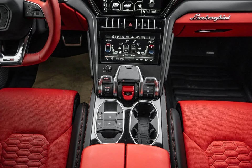 2022 Lamborghini Urus - Image 10 of 20