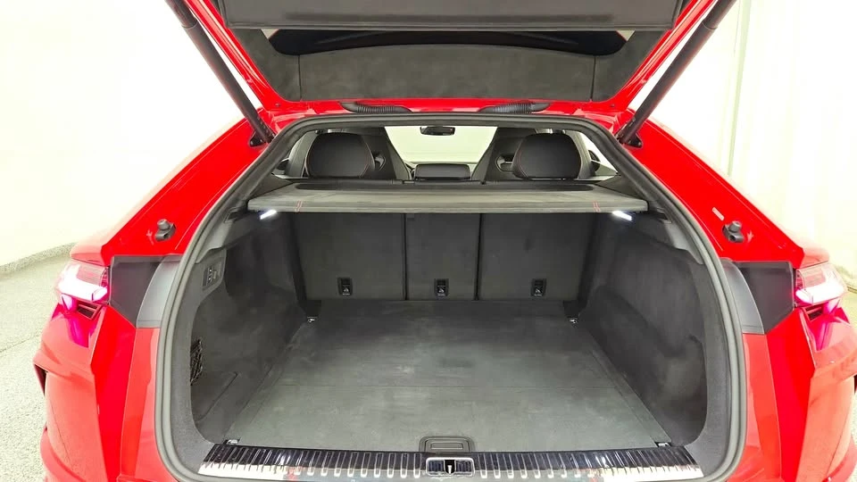 2022 Lamborghini Urus - Image 18 of 19