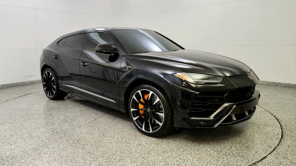 2022 Lamborghini Urus - Image 5 of 19