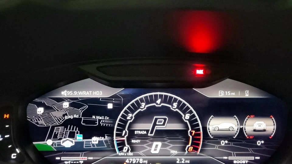2022 Lamborghini Urus - Image 11 of 19