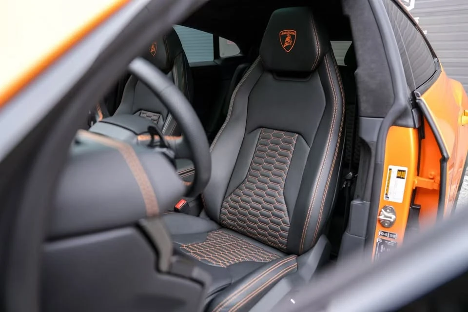 2022 Lamborghini Urus - Image 8 of 20