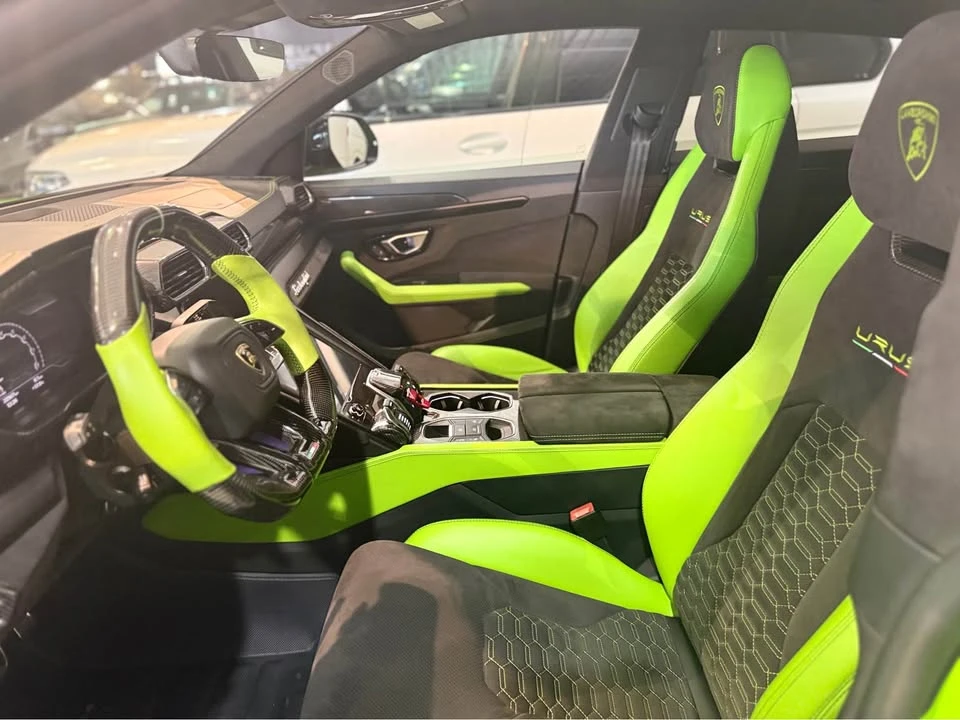 2022 Lamborghini Urus - Image 9 of 15