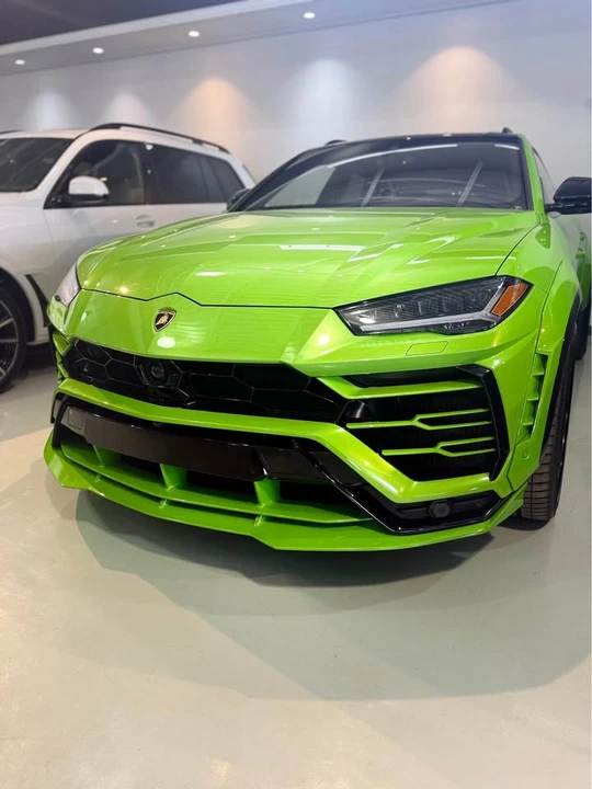 2022 Lamborghini Urus - Image 2 of 15