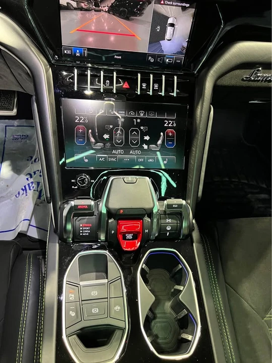 2022 Lamborghini Urus - Image 12 of 14
