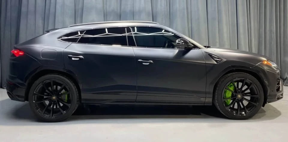 2022 Lamborghini Urus - Image 2 of 8