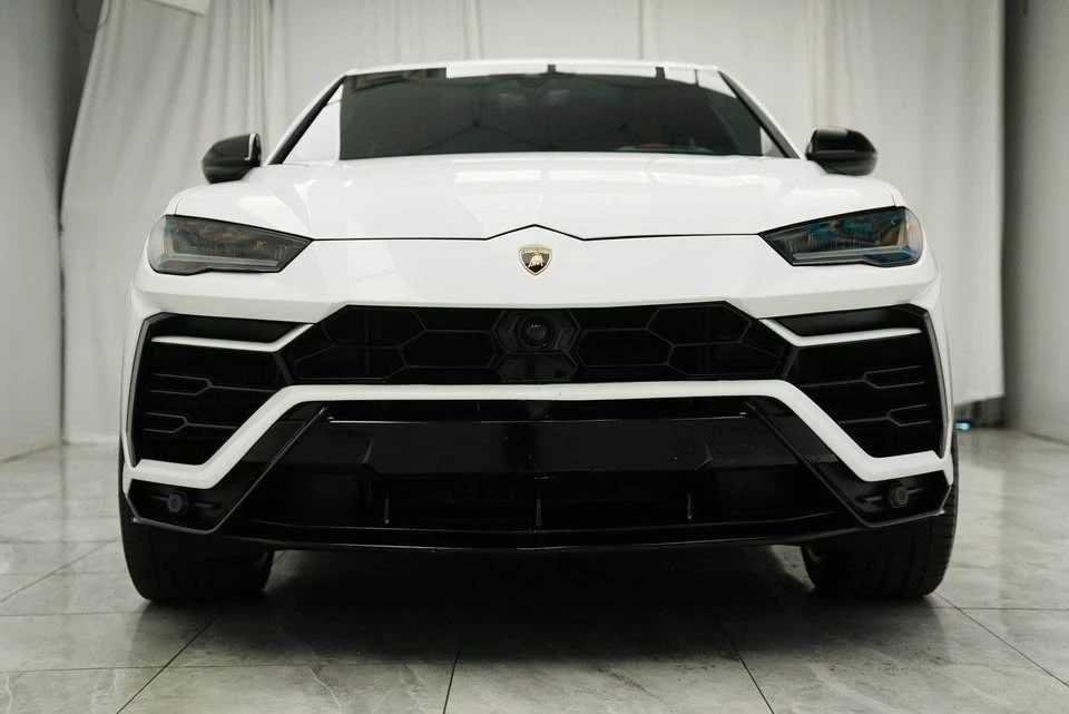 2022 Lamborghini Urus - Image 2 of 9