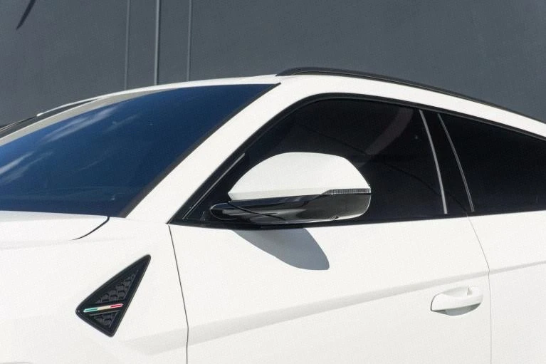 2022 Lamborghini Urus - Image 19 of 20