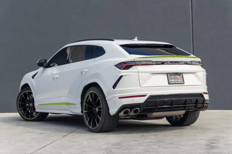 2022 Lamborghini Urus - Image 9 of 20