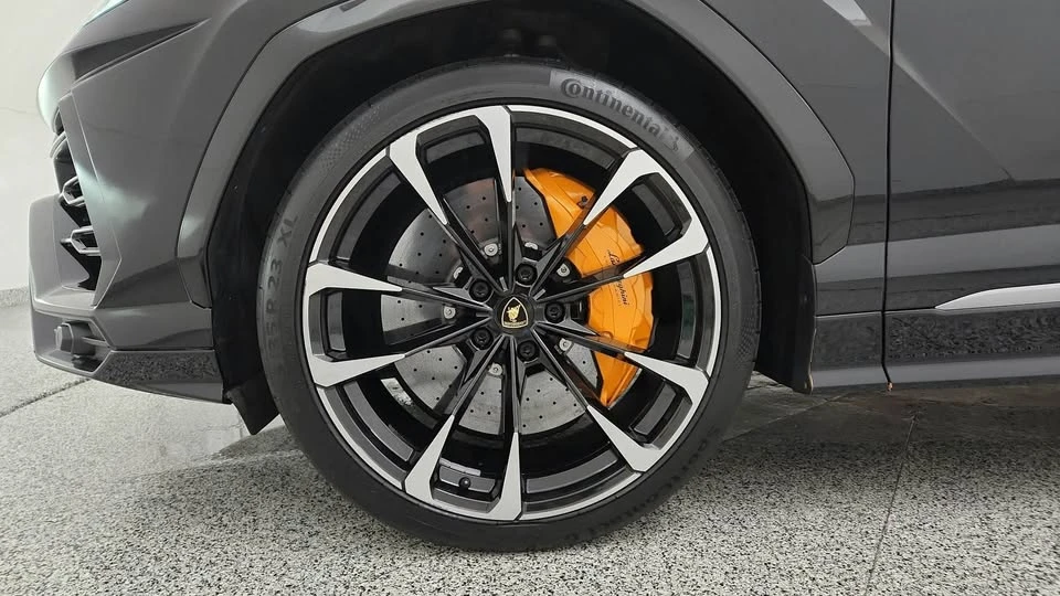 2022 Lamborghini Urus - Image 16 of 16