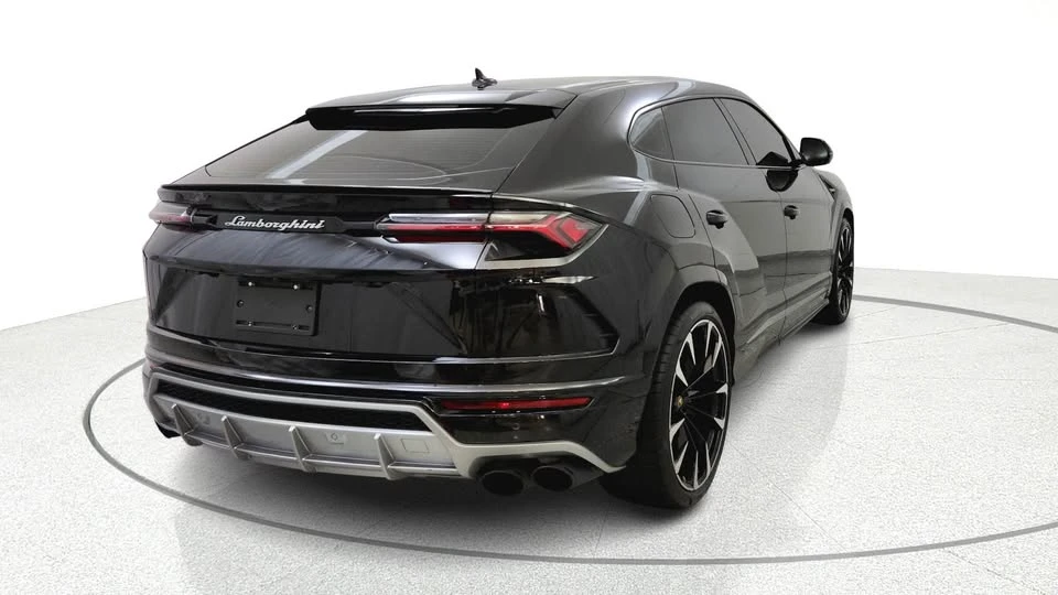 2022 Lamborghini Urus - Image 3 of 16