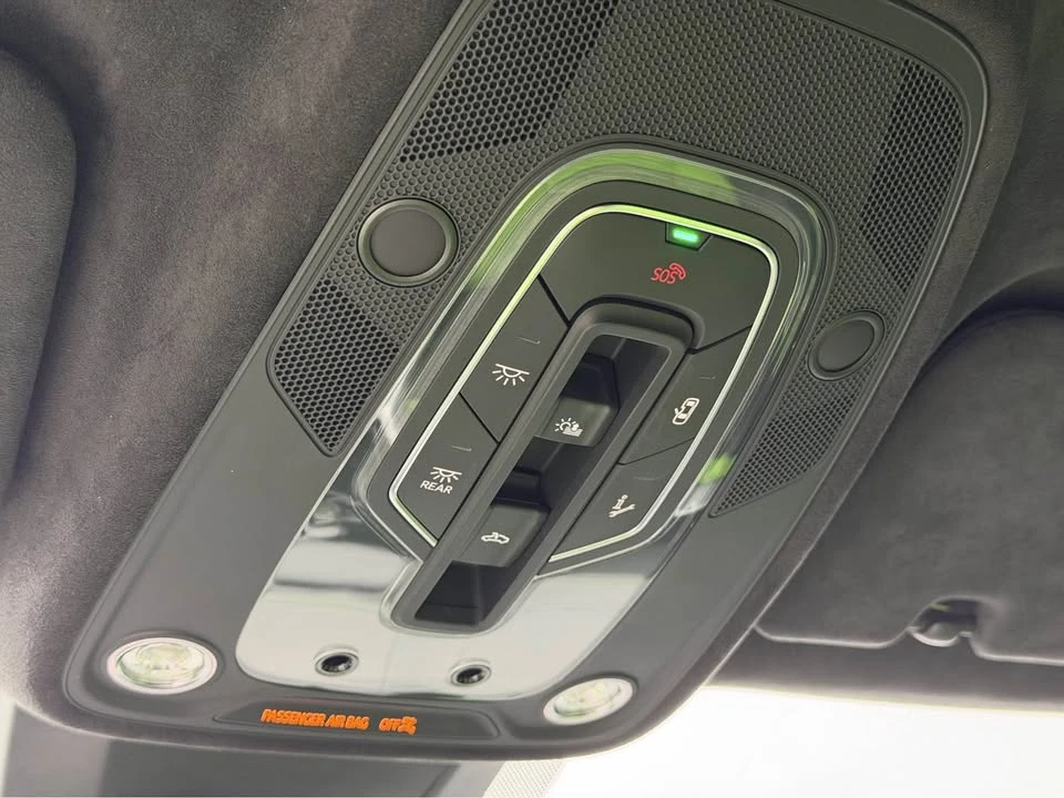 2022 Lamborghini Urus - Image 13 of 17