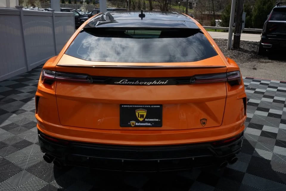 2022 Lamborghini Urus - Image 4 of 20