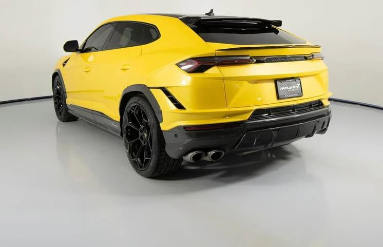 2022 Lamborghini Urus Performante - Image 7 of 20