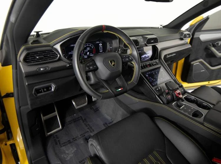 2022 Lamborghini Urus Performante - Image 14 of 20