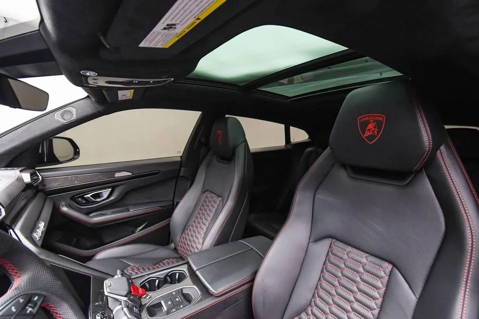 2022 Lamborghini Urus - Image 4 of 7
