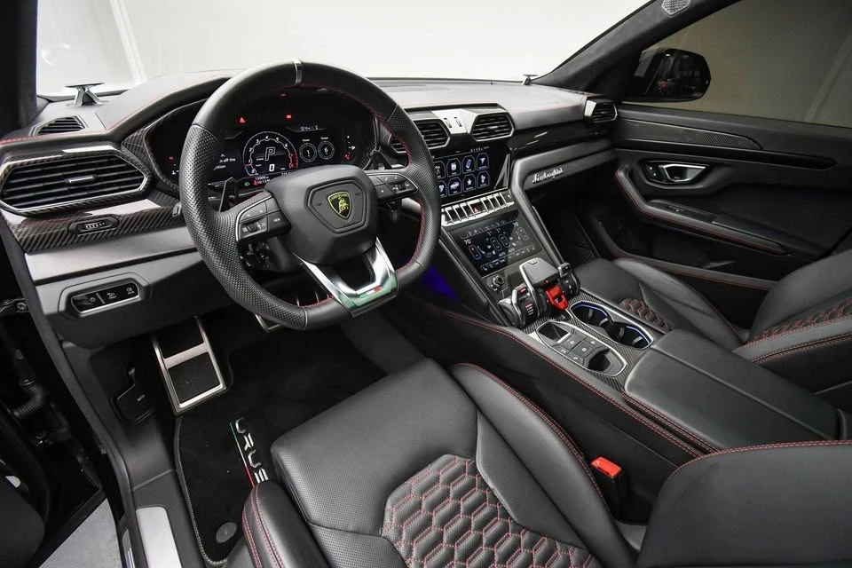 2022 Lamborghini Urus - Image 3 of 7