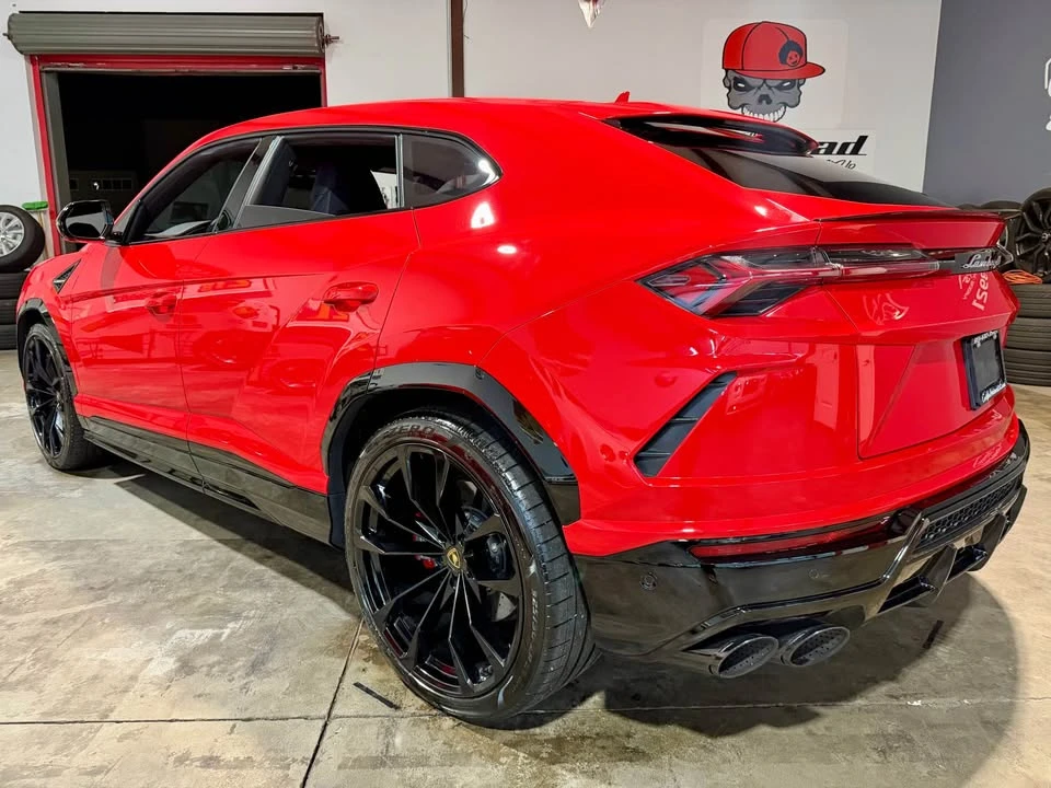 2022 Lamborghini Urus - Image 9 of 14