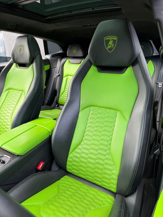 2022 Lamborghini Urus - Image 2 of 5