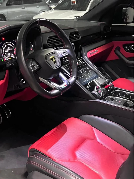 2022 Lamborghini Urus - Image 10 of 10