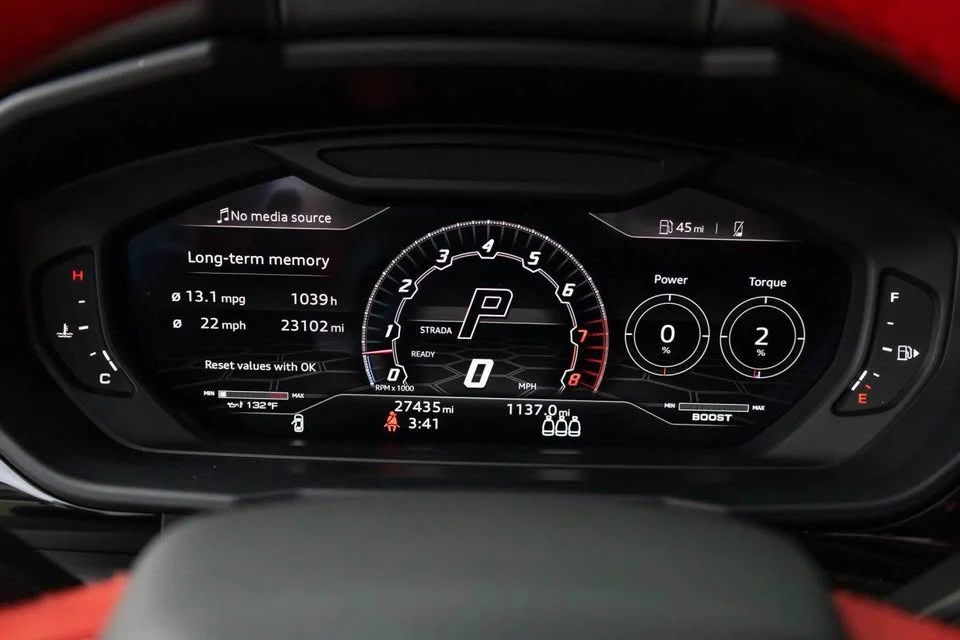 2022 Lamborghini Urus - Image 11 of 17