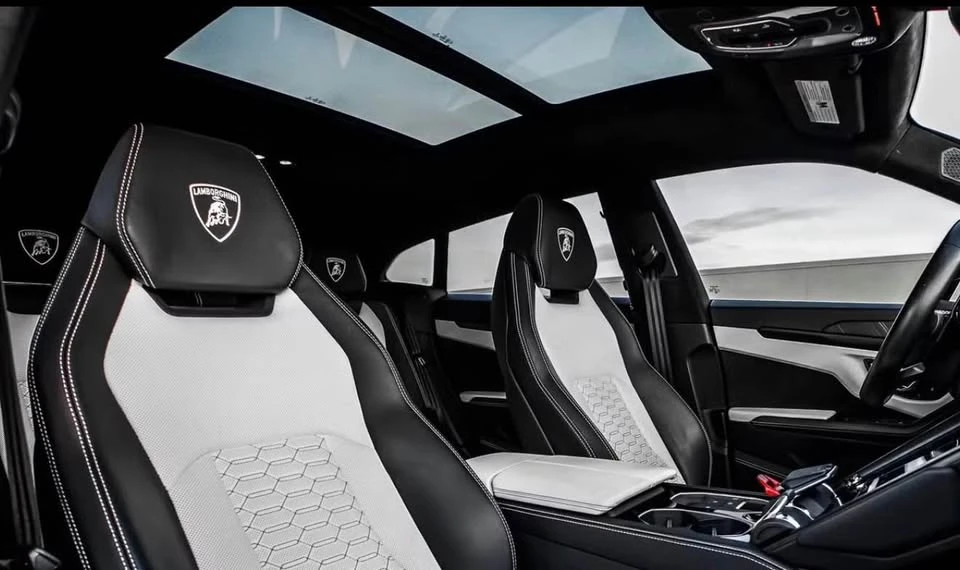 2022 Lamborghini Urus - Image 6 of 6