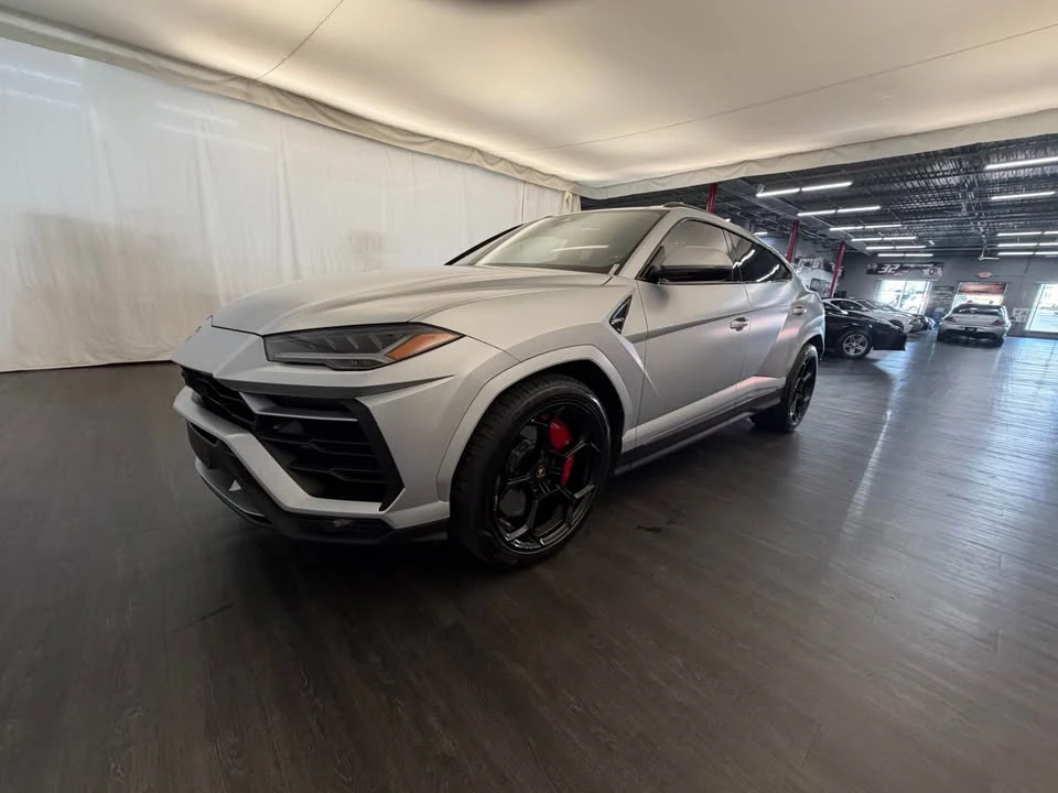 2022 Lamborghini Urus - Image 2 of 6
