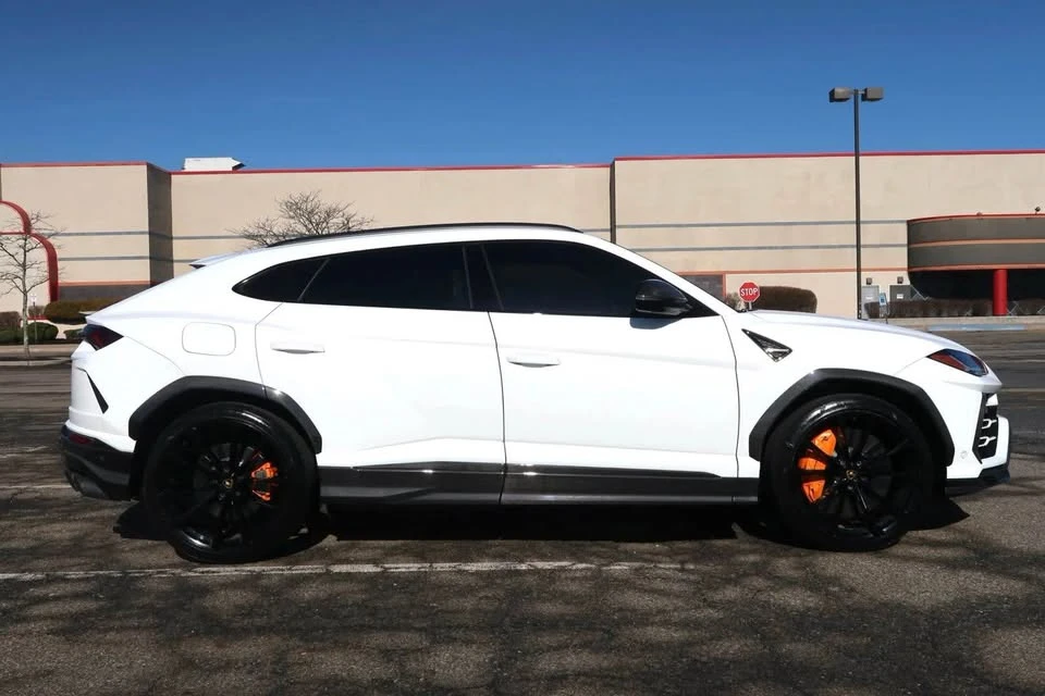 2022 Lamborghini Urus - Image 4 of 20