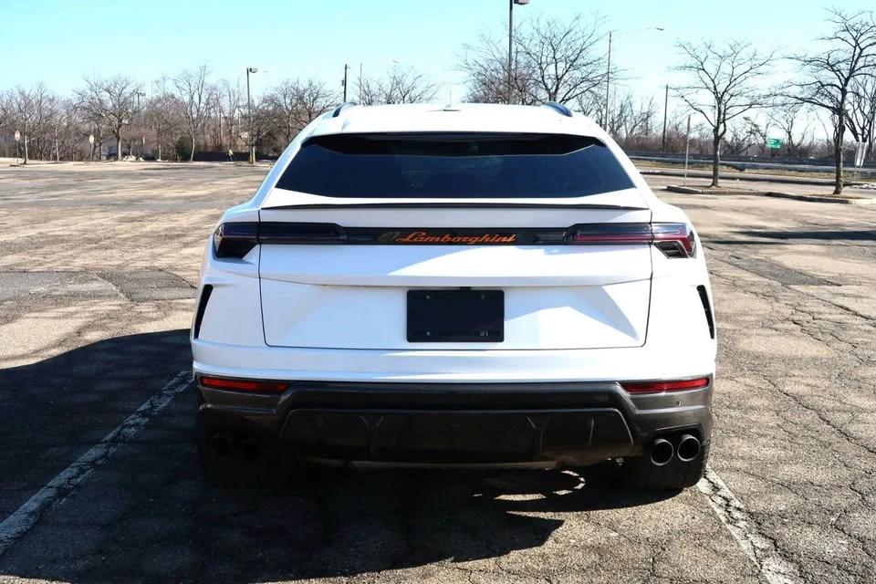 2022 Lamborghini Urus - Image 5 of 20