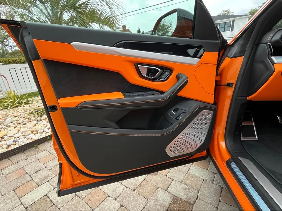 2022 Lamborghini Urus - Image 16 of 20