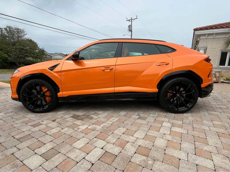 2022 Lamborghini Urus - Image 4 of 20