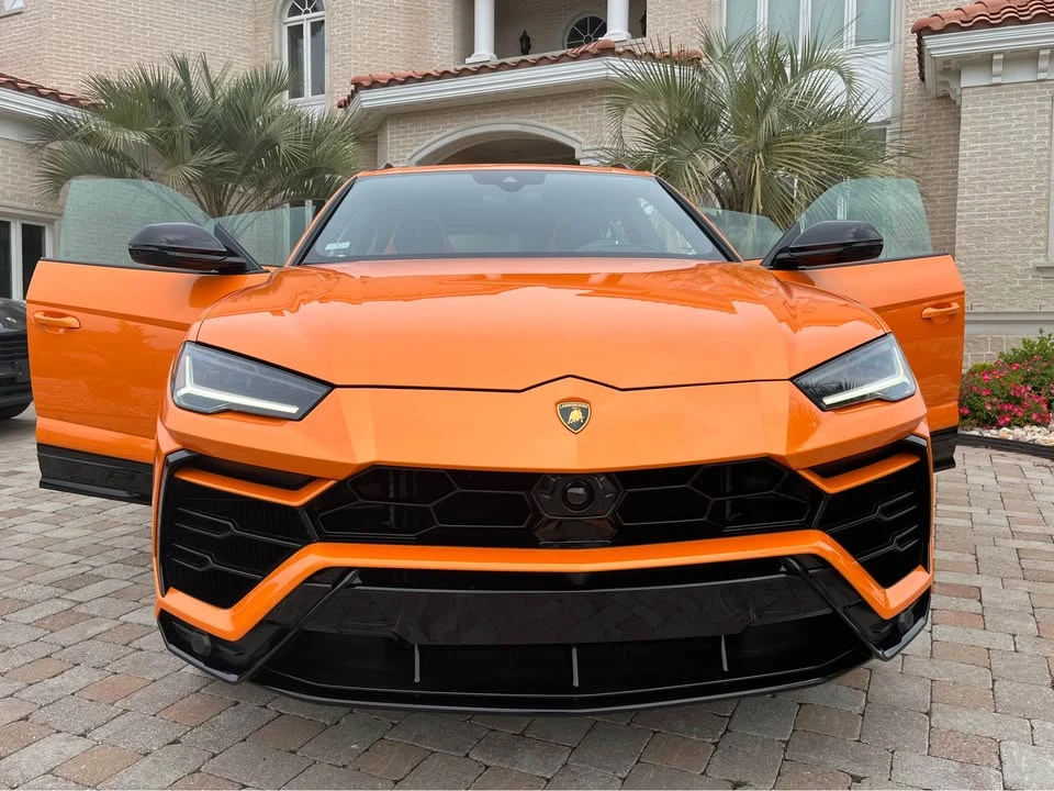 2022 Lamborghini Urus - Image 18 of 20