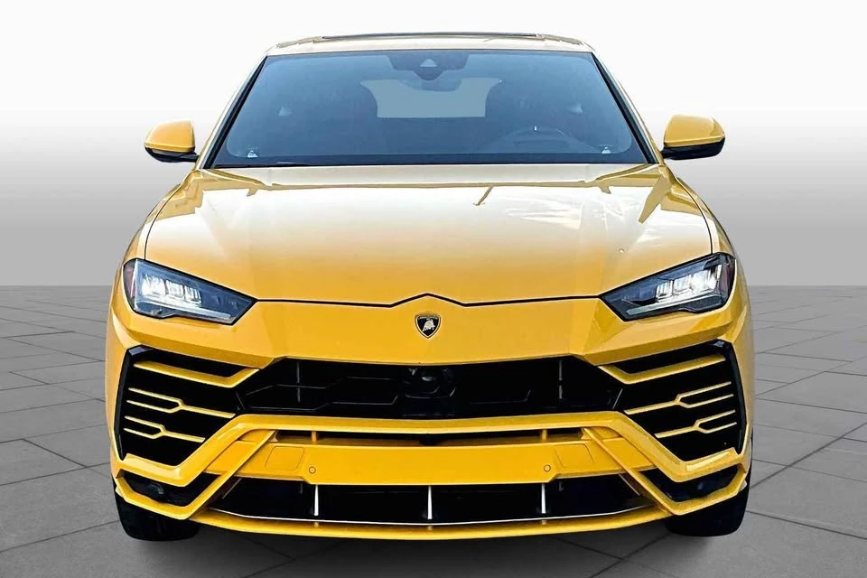 2022 Lamborghini Urus - Image 2 of 13