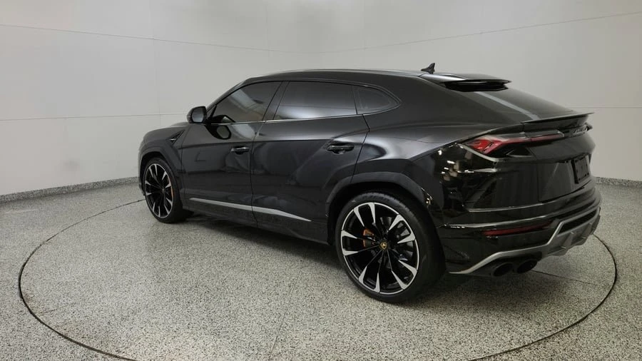 2022 Lamborghini Urus - Image 4 of 10