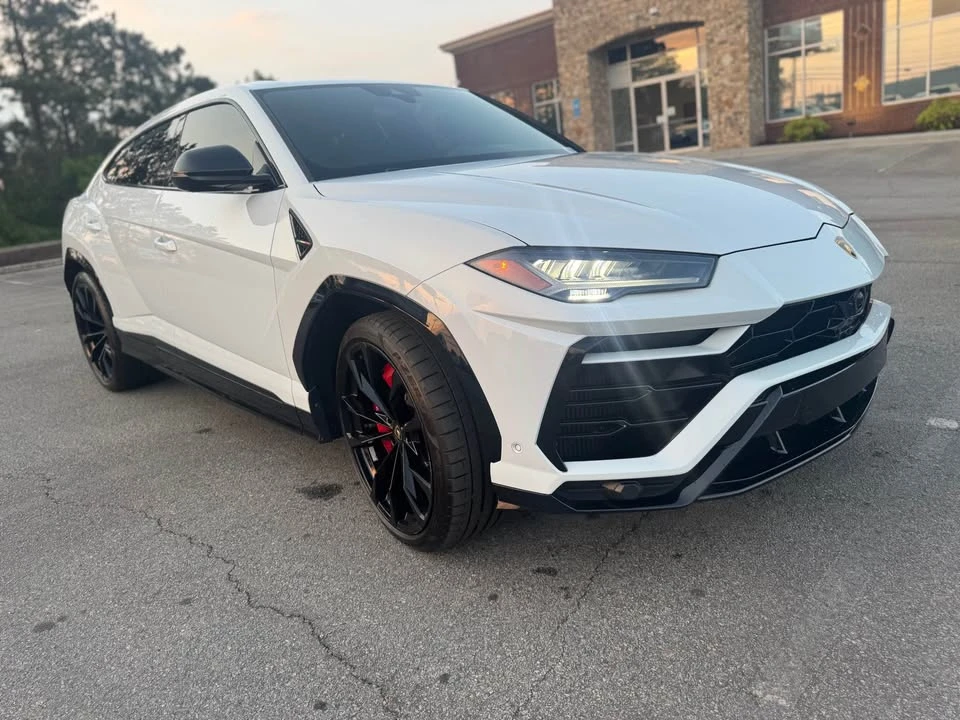2022 Lamborghini Urus - Image 3 of 12