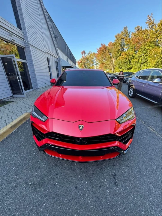 2022 Lamborghini Urus - Image 2 of 12