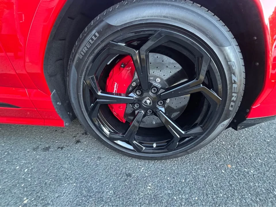 2022 Lamborghini Urus - Image 9 of 12