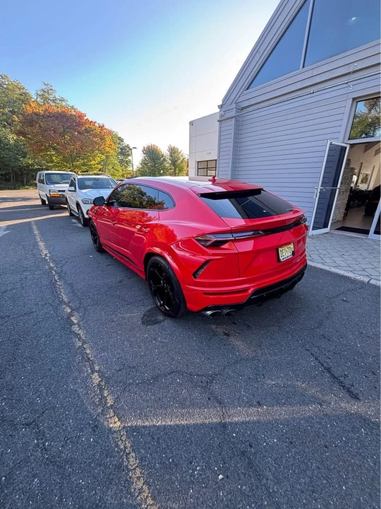2022 Lamborghini Urus - Image 4 of 12
