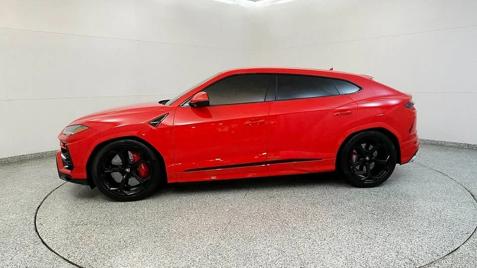 2022 Lamborghini Urus - Image 4 of 12