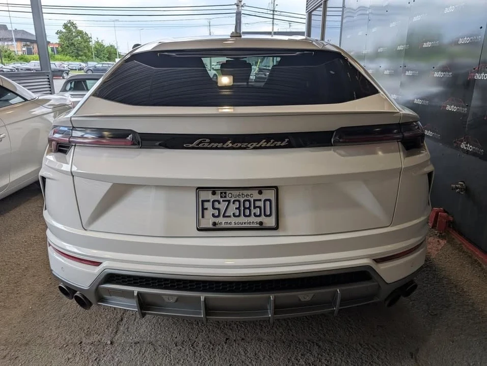 2022 Lamborghini Urus - Image 5 of 10